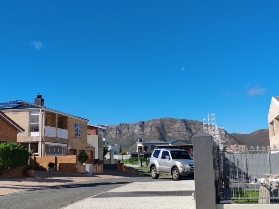 0 Bedroom Property for Sale in Perlemoenbaai Western Cape